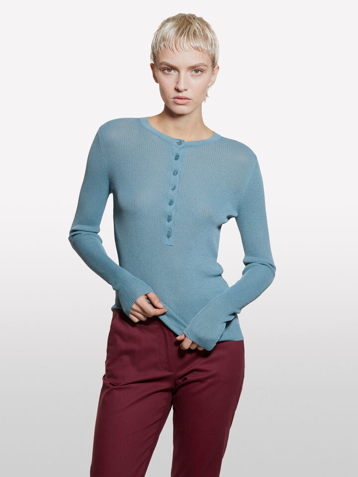 Powder blue Henley top - women's crew neck sweaters - Blue | Sisley image number 3